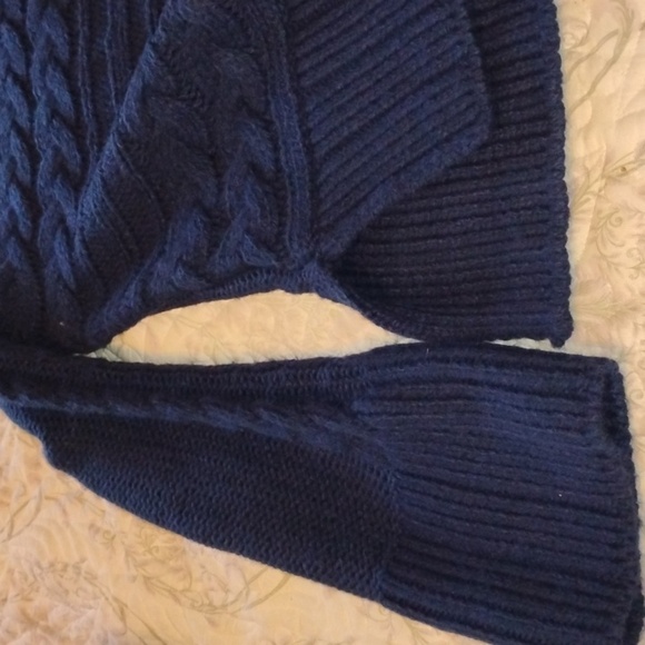 St. John Bay Woman's American Navy Mock Cable Sweater, Size: M, NWT - Picture 2 of 10